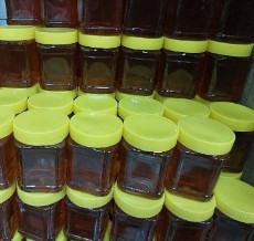 عسل کندویی باگرده اصل