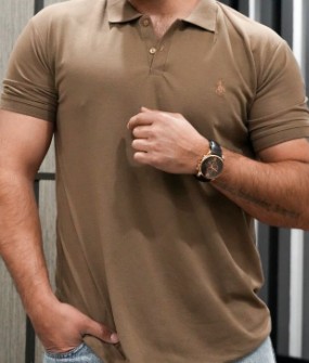 لباس مردانه تیشرت یقه دار