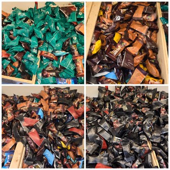 خرما شکلاتی مغزدار