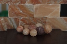 نمک خوراکی سفید ورنگی  یددار وبدون ید ودست سازه های نمکی