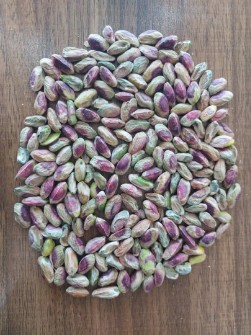 مغز پسته قزوین